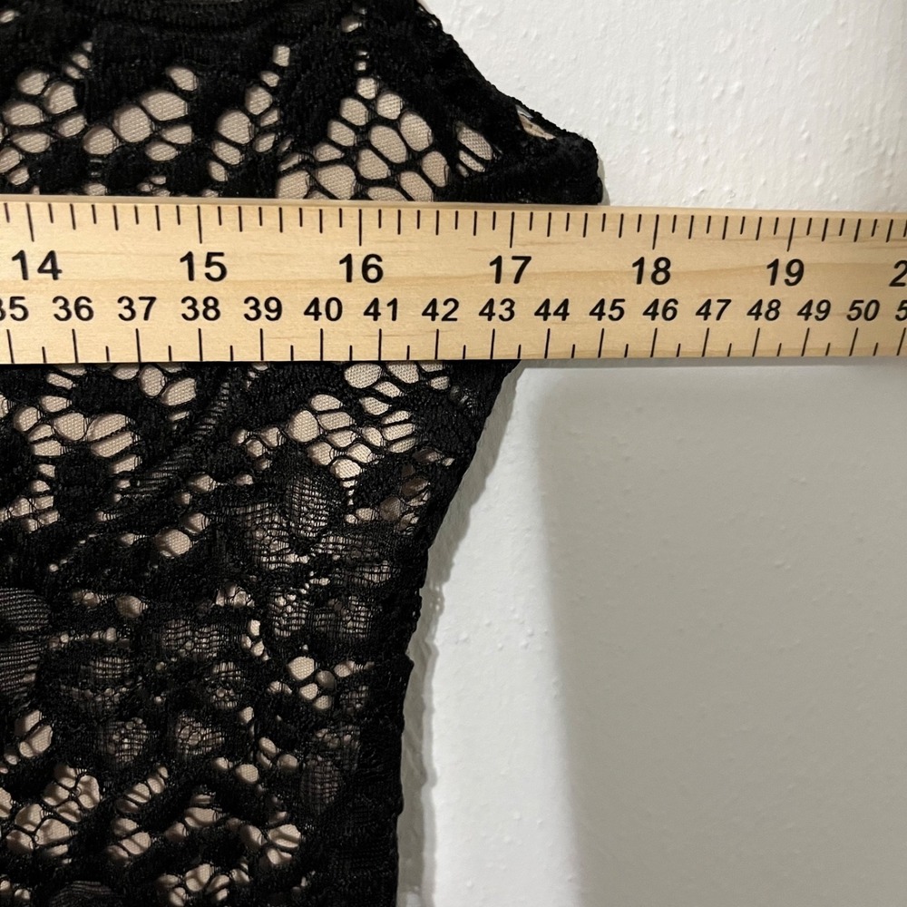 Women Black Lace Shift Cocktail Dress sz M Coquette Classic Glamour Elegant Goth - Picture 5 of 7